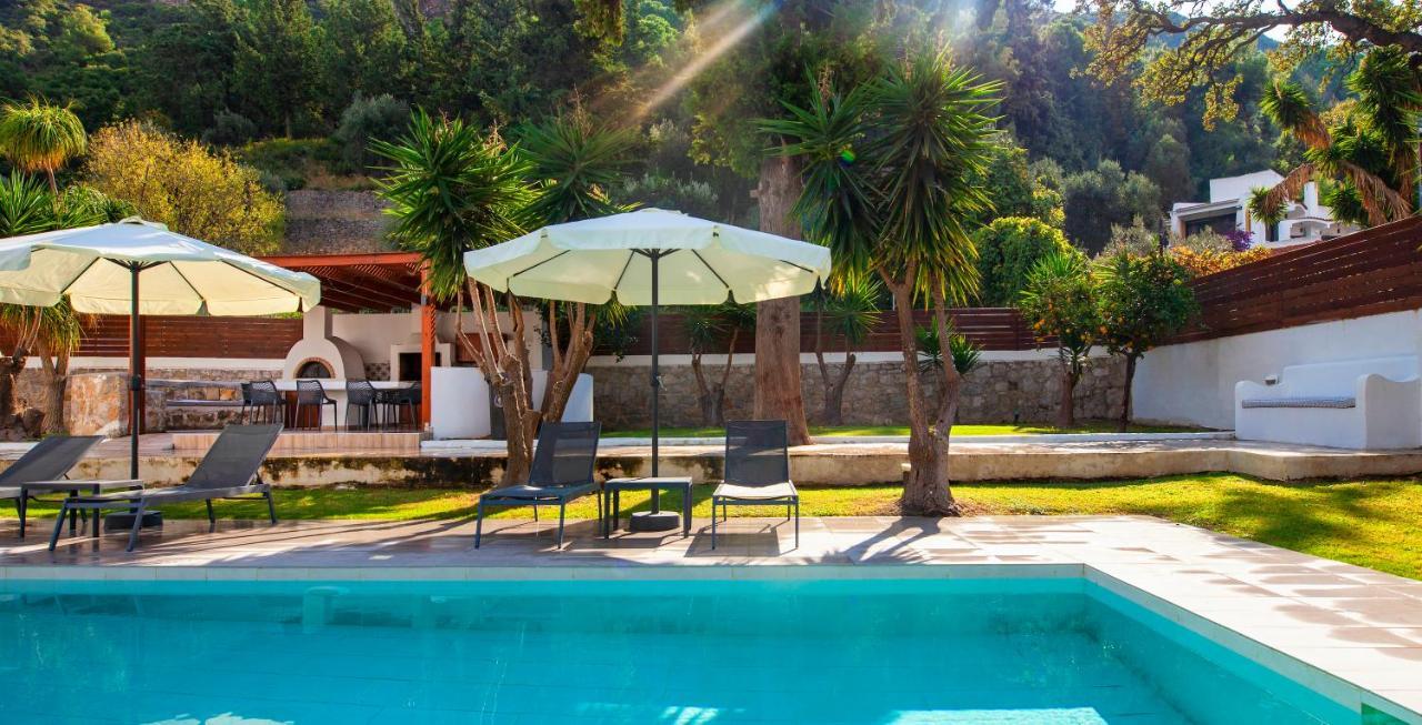 Bella Foresta Villa II Ixia  Esterno foto